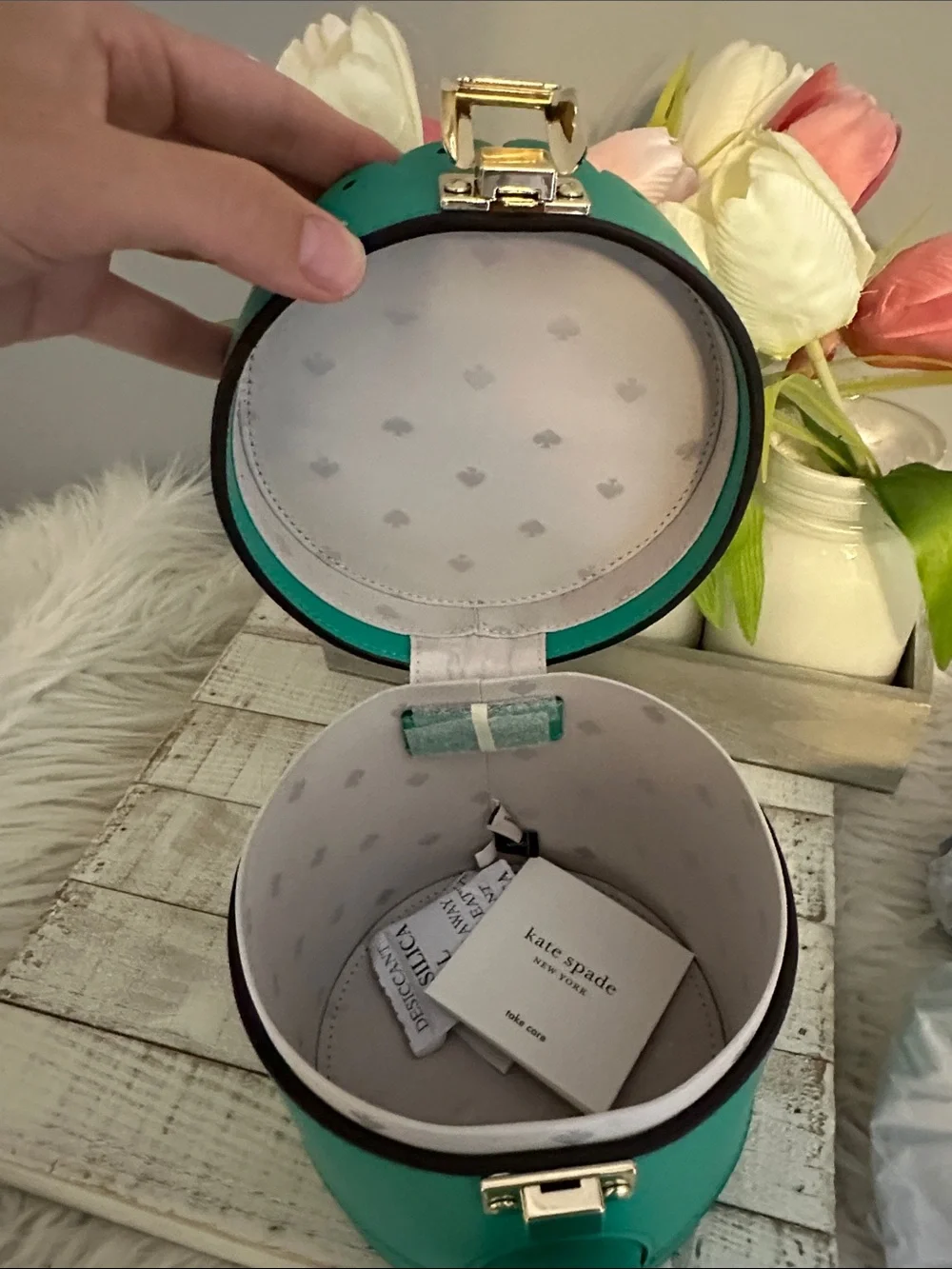Nwt Kate spade spring forward watering can - Picture 8 of 12